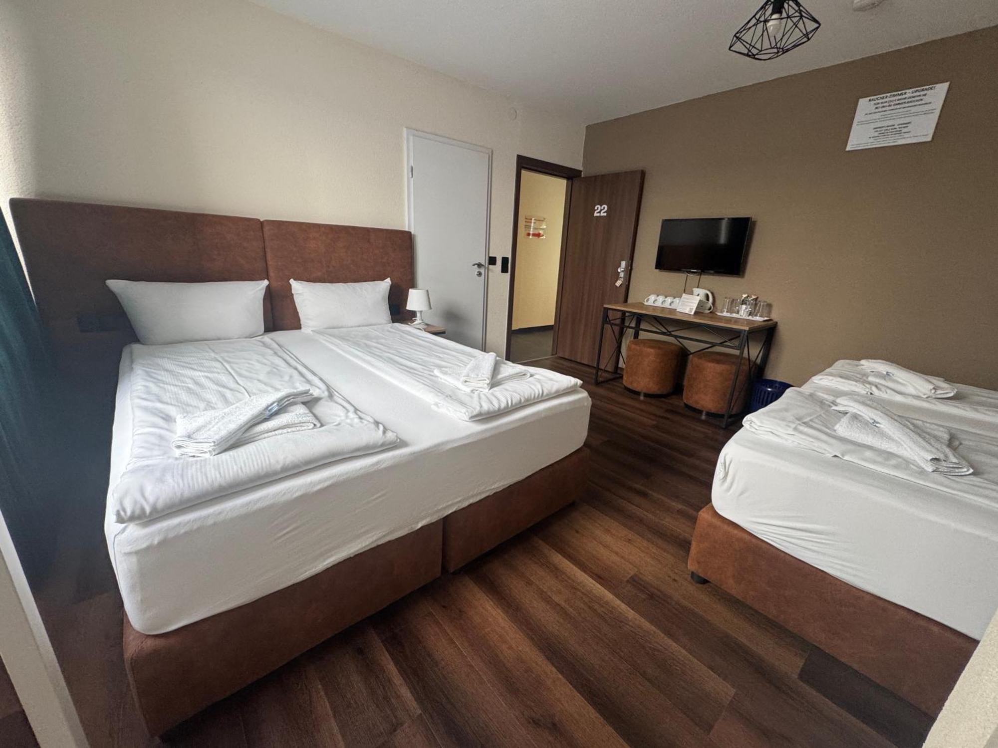 Hotel Capitol Zentrum - 24h - Friedrichshafen Esterno foto