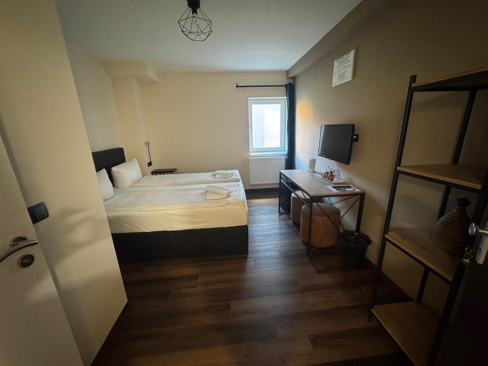 Hotel Capitol Zentrum - 24h - Friedrichshafen Esterno foto